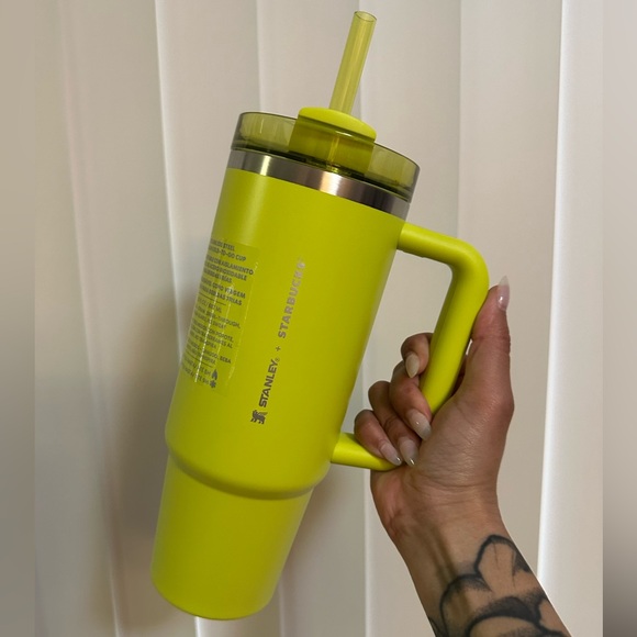 NWT 30oz Starbucks x Stanley Mexico Lemongrass